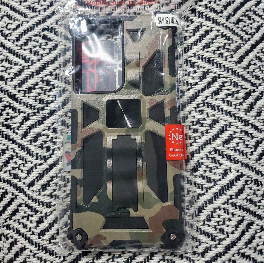 Camo Phone Case for Samsung S21 Ultra NWT Magnetic, Kickstand, Shock Protection
